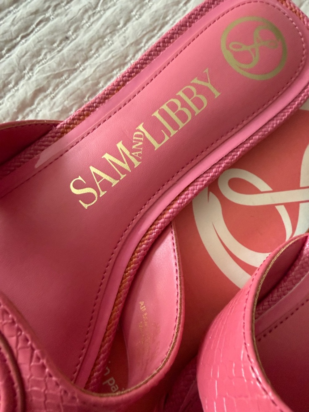 Sam & Libby Guava Pink Logo Slide Sandals 7.5 ❤️❤️ - Picture 3 of 6